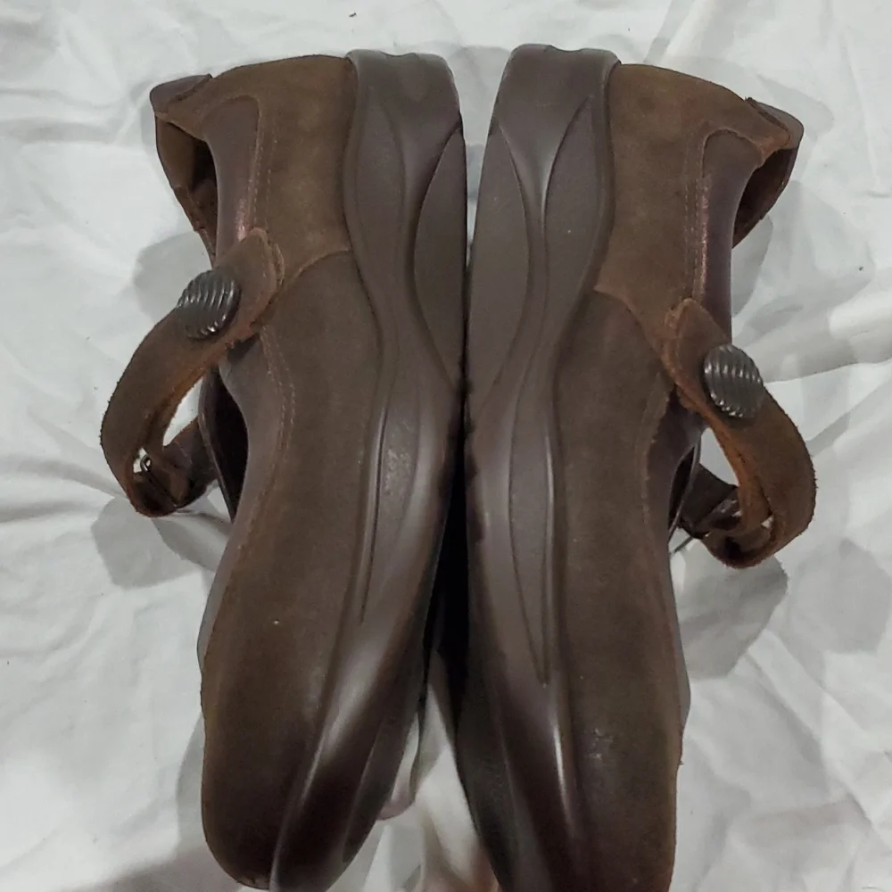 SAS Mary Jane brown and metallic copper  leather shoes